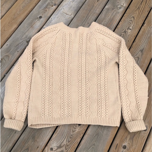 Vintage Hand Knitted Aran Cardigan - Acrylic yarn - L - cream tan colour - Picture 7 of 8